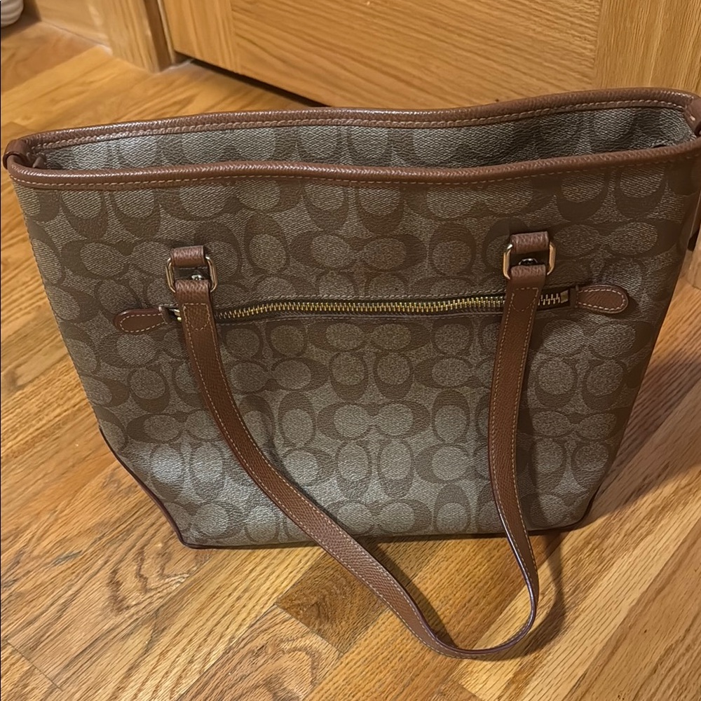 Coach Brown Signature Canvas Tote with Tan Leather Trim - Picture 4 of 4